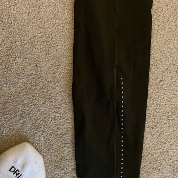 New Green Run Tight Lululemon 2 - Picture 2 of 4